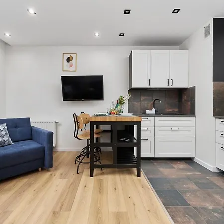 Jagodno Kajdasza By Renters Apartament *