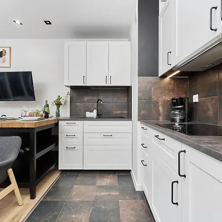 Jagodno Kajdasza Z Bezplatnym Garazem By Renters فروتسواف