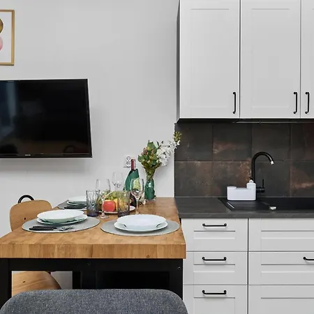 Jagodno Kajdasza Z Bezplatnym Garazem By Renters شقة *